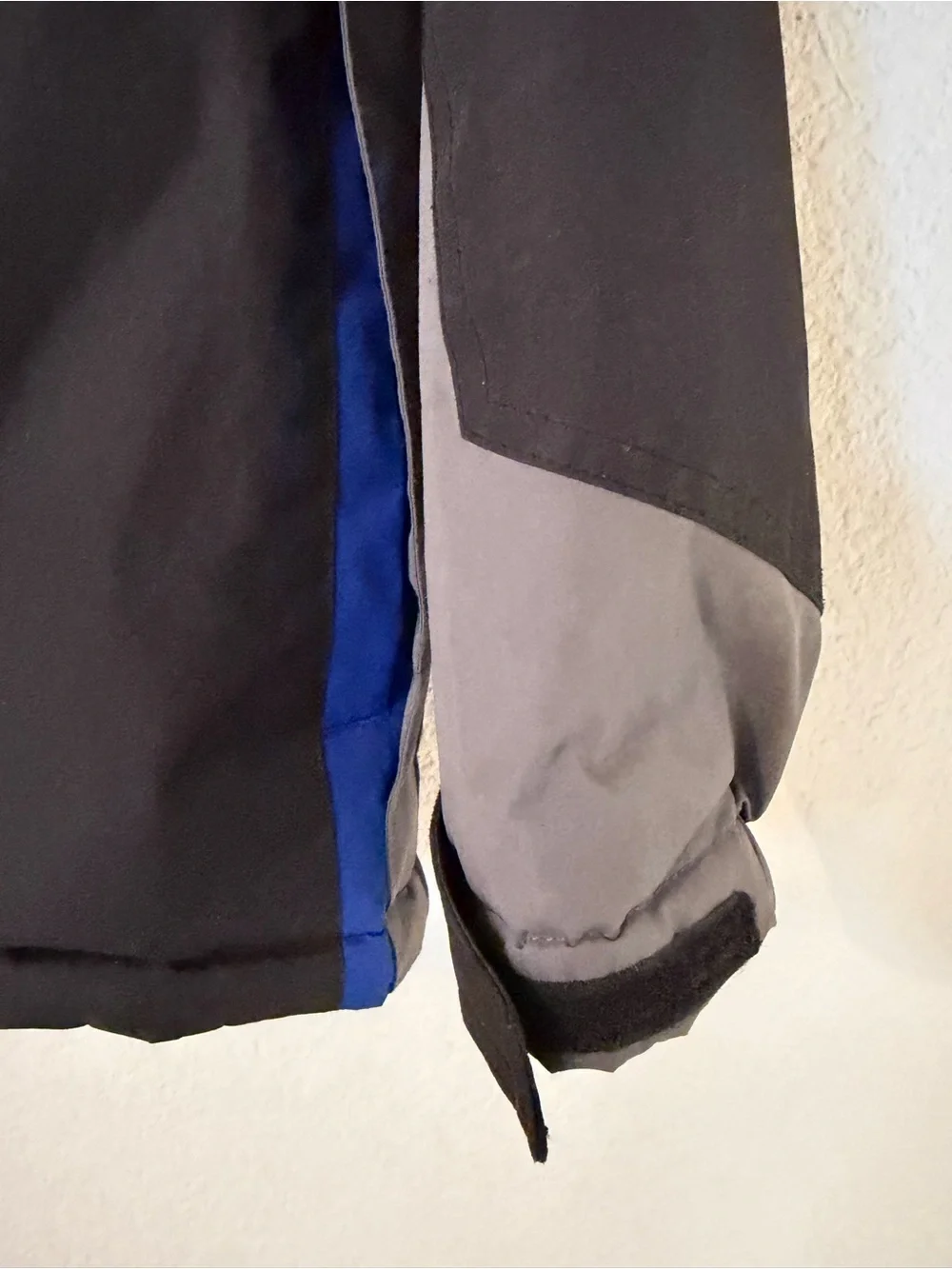 Hawke & Co Black, Gray & Blue Kids Winter Jacket size 8 boys